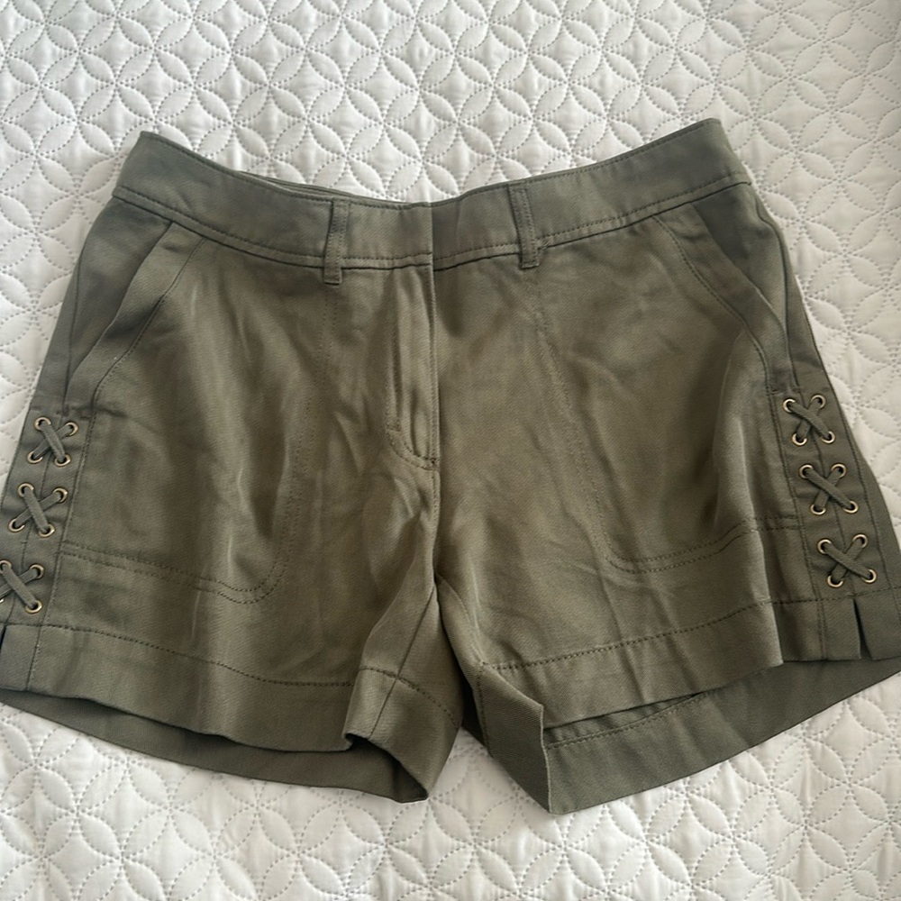 White House Black Market Olive Green Women's Short with Lace-Up Detail